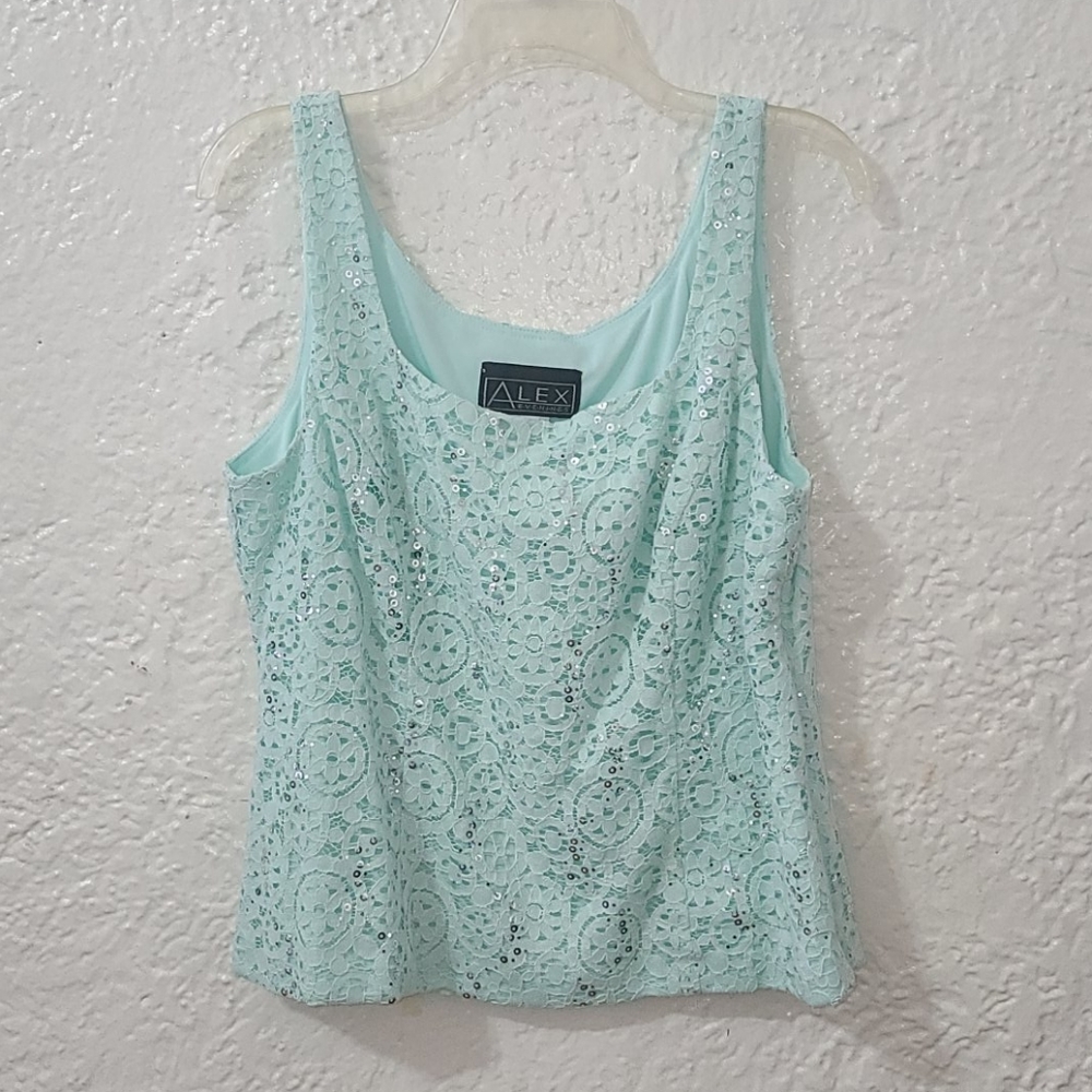 🆕️ Alex evening 2 piece set. Tank and cardigan - Picture 2 of 6
